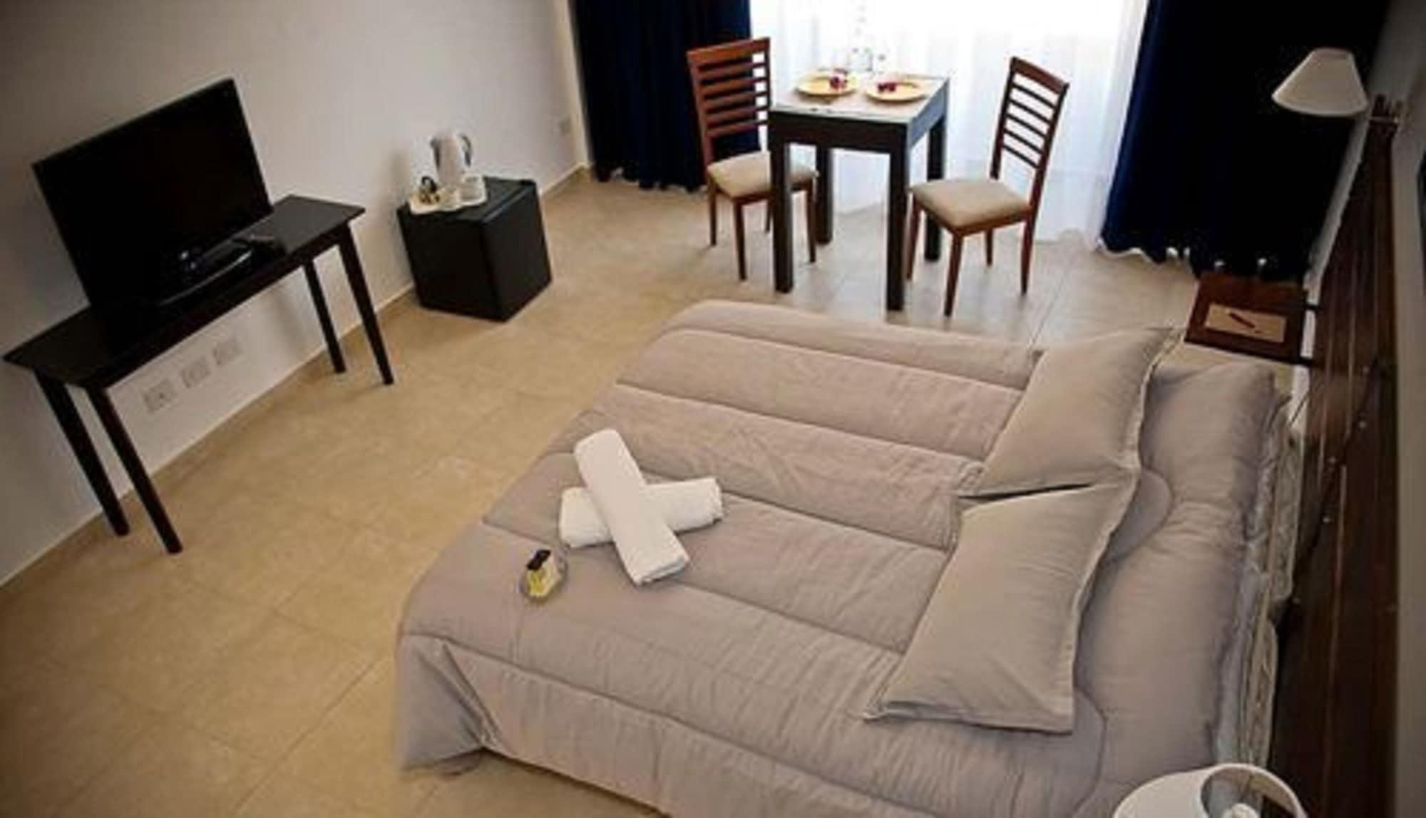 Pro Hotel 3*